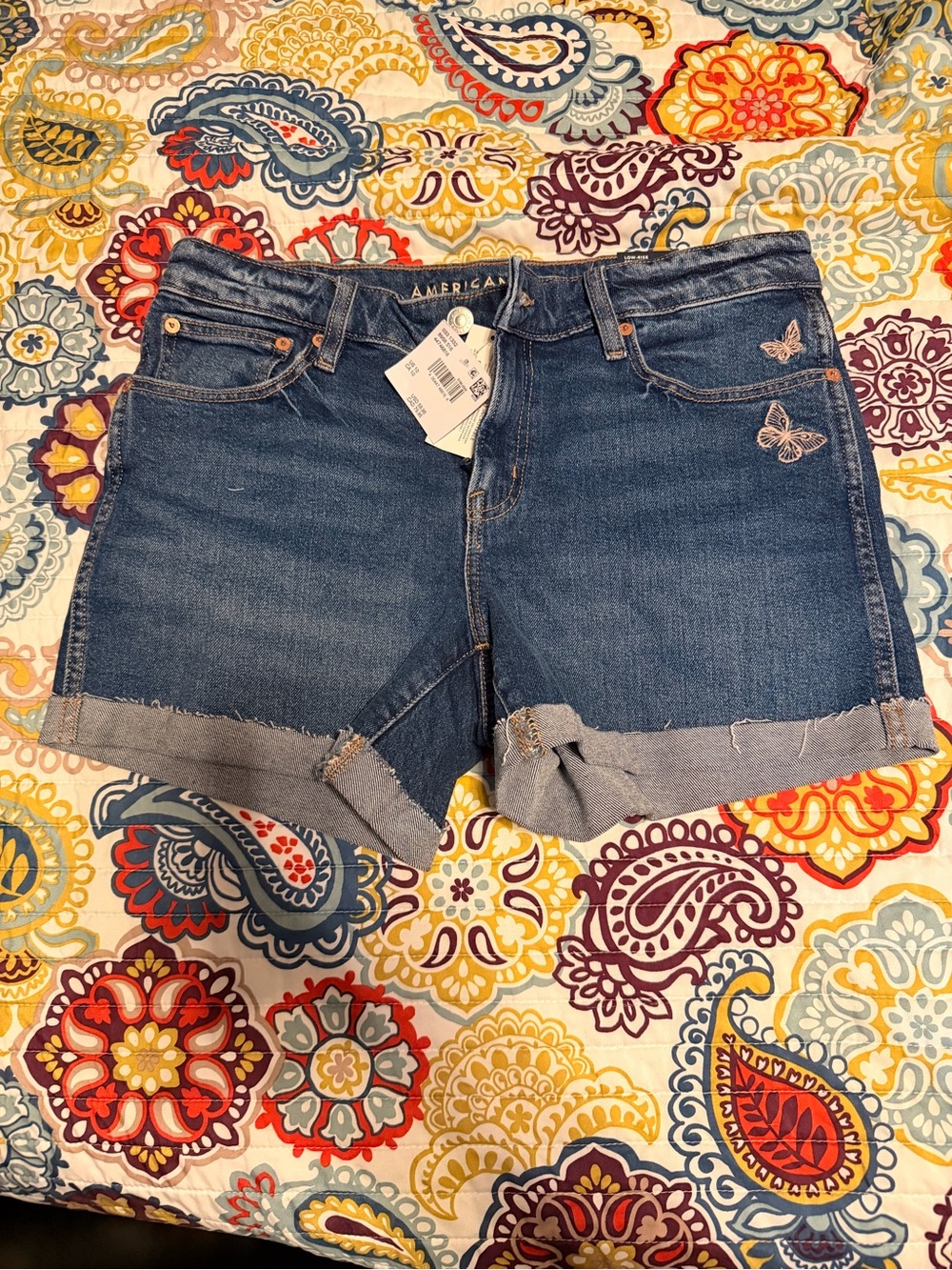 AE Low-Rise Stretch Perfect Denim Midi Short - Picture 2 of 3